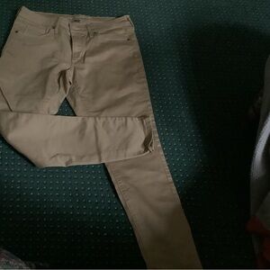 Universal Thread Khaki Jeans